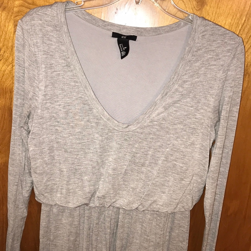 Long-sleeved, V-neck dress, T-shirt dress